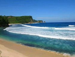 PANTAI SANGGAR, TULUNGAGUNG Tawarkan Keindahan Yang tiada Duanya. 3 IMG 20220424 090846