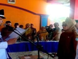 Kepala Desa Kuripan M.eko Hariyanto Lantik Ayu Firnanda Jadi Kasi Pemerintahan.