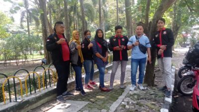 Kepedulian anggota LSM GERAK INDONESIA kepada sesama menjelang bulan ramadhan