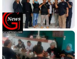 Rapat kordinasi jajaran DPC LSM Ilham nusantara di Barata cafe, yang di hadiri ketua umum Carif Anam,