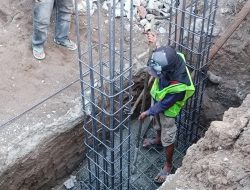 Oktober jembatan Penghubung mojoroto Gang 7-jalan inspeksi Brantas diperkirakan sudah dapat difungsikan. 2 IMG 20230816 WA0068