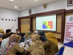 Karyawan RSUD dr. Iskak Ikuti Pelatihan Keselamatan Pasien . 3 Karyawan RSUD dr. Iskak Ikuti Pelatihan Keselamatan Pasien .
