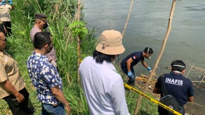 "Mayat Misterius Ditemukan di Sungai Brantas Kediri, Polisi Selidiki Penyebab Kematian Korban" 11 IMG 20250811 WA0036