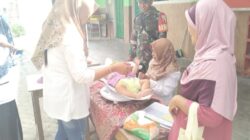 Babinsa Kelurahan Rembang Dampingi Kegiatan Penimbangan Balita Bersama Kader Posyandu