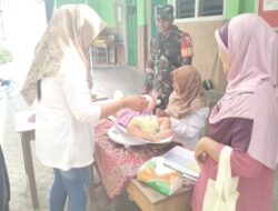 Babinsa Kelurahan Rembang Dampingi Kegiatan Penimbangan Balita Bersama Kader Posyandu
