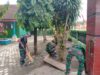 Jelang Ramadhan Perdana 2026, Satgas TMMD ke-127 Bersihkan Sekolah dan Masjid di Desa Gadungan