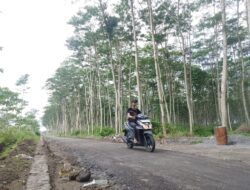 TMMD ke-127 Kodim 0809/Kediri Bangun Jalan Tembus 1,657 Meter, Progres 60 Persen