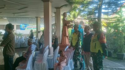 Babinsa Babadan Bersama Satgas Bela Kasih Amankan Ibadah Paskah 2026 Di Gereja Katolik ST. Petrus Paulus