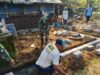 Bangun Fasilitas MCK, Babinsa Desa Binangun Gotong Royong Bantu Warga Demi Tingkatkan Sanitasi Lingkungan