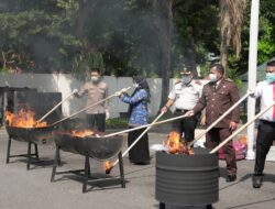 Barang Bukti 51 Kasus Dimusnahkan, Aparat Penegak Hukum Perkuat Komitmen Berantas Kejahatan