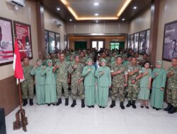 Perkuat Keharmonisan dan Pola Asuh Keluarga, Kodim 0808/Blitar Ikuti Webinar Parenting Bersama dr. Aisah Dahlan