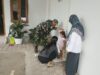 Dukung Pencegahan Stunting Sejak Dini, Babinsa Koramil Garum Mendampingi Kegiatan Posyandu
