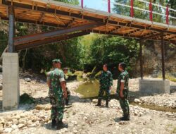 Tim Wasrik Itdam V/Brawijaya Tinjau Proyek Pembangunan Jembatan Di Wilayah Kodim 0808/Blitar